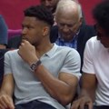 Poznato lice na f4 Evrolige: Janis Adetokumbo u društvu NBA legende gleda brata u Berlinu