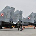 Sikorski: Poljska razmatra transfer aviona MiG-29 Ukrajini