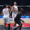 Pogledajte kako je Šreder prevario Šenguna i Turke: Ovaj potez tokom finala Eurobasketa mnogi nisu primetili