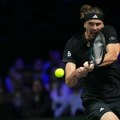 Зверев у четвртфиналу мастерса у Паризу