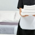"Pa to je sramno!" Sobarica otkrila kakvu su joj platu ponudili na Jadranu za čišćenje 20 apartmana dnevno
