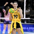 Veliko srce odbojkašica Srbije: Tijana Bošković, Aleksandra i Sanja obradovale mlade igračice Radničkog