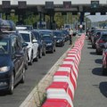 AMSS: Automobili po sat vremena na graničnim prelazima Batrovci i Bezdan sa Hrvatskom