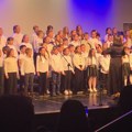 Mali virtuozi svirali i pevali za svog druga, nekadašnjeg učenika Muzičke škole, Vasilija Stančića