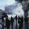 Ponovo sukobi demonstranata sa policijom u Tirani, traži se ostavka Rame