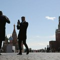 Rus osuđen na pet godina prisilnog rada: Na ulici u Moskvi odgovarao na novinarska pitanja o ratu u Ukrajini