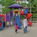 Nećete verovati šta je snimljeno u dečjem parku u Švedskoj: A ima veze sa Srbijom! (video)