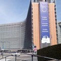EK prati situaciju: Zaštititi pravo na mirno okupljanje, očekujemo istragu navoda o prekomernoj sili