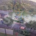 Jeziv snimak iz drugog ugla: Pogledajte trenutak kada je pukla žičara sa turistima u Rusiji (video)