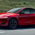 Tesla menja kvake tek kad se deca zaglave unutra