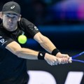 Italijanski teniser Janik Siner plasirao se u finale završnog mastersa u Torinu