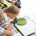 Uspešan početak dečijeg naučnog karavana: Otvorena labaatorija na Lidl parkingu oduševila mališane u Beogradu
