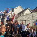 Mali u Bojniku: Nećemo nasilje, hoćemo veće plate i penzije