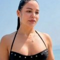 Aleksandra pokazala obline! Na njoj sve gori, pozira u izzaovnom bikiniju, muškarci ne znaju gde da gledaju