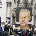 Američki advokati u Londonu: Obrazlažu zašto postupak protiv Asanža nije politički