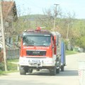 Veliko vatrogasno vozilo na imanju Dragijevića: Policija pregledala veliki betonski rezervoar u pilani u potrazi za telom…