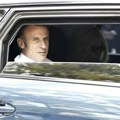 Makron izbegao poraz na izborima u Francuskoj, ali ono što mu predstoji biće komplikovano