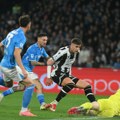 Napoli je u krizi - Udineze odneo bod sa juga Italije