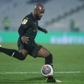 Gol za uvodne špice - ovako je Kalulu matirao Glazera VIDEO