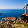 "Ovo ne vredi 30 evra": Haos na mrežama zbog žičare u Dubrovniku, pljušte komentari