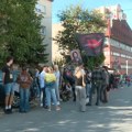"Pustite Bogdana": Skup ispred Zatvorske bolnice, građani nemaju informacije gde je student koji štrajkuje glađu