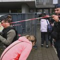 Nastavnica muzičkog u Francuskoj izbodena nožem na času, napadač 14-godišnji dečak