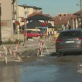 Cvetanova ćuprija i dalje raskopana, ulicama se sliva fekalna voda, a u slavinama tehnička - kad je ima