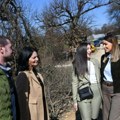 Poseta ministarke Mesarović porodici Jeknić u Sevojnu (VIDEO)