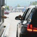 Kolone rastu iz minuta u minut: Vozači iz Crne Gore čekaju bez jasnog objašnjenja