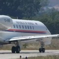(Foto, video) Avion Vlade Srbije poleteo za Tivat! Veliki medicinski tim na putu ka Crnoj Gori gde će pokupiti povređene u…