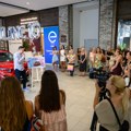 Deset godina poverenja i staza ka Olimpijskim igrama: Lilly Drogerie proslavile 10. online rođendan, uručile automobil Citroën…
