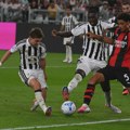 VIDEO Veliki derbi za infarkt, Gol u 92. minutu izazvao erupciju na stadionu