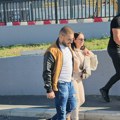 Žena Darka Lazića objavila snimak iz spavaće sobe: Pevač bez majice, sav pospan: "Koliko si lep i mekan"