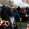 Moskva: Hiljade ljudi na sahrani Alekseja Navaljnog