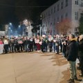 Direktor lebanske Gimnazije: Nije tačno da je škola zaključavana, svako ko je hteo mogo je na proteste