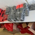Carinici na Horgošu zaplenili 6.000 vejpova za konzumiranje ulja marihuane