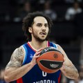 Larkin nosio Efes do prve pobede u polufinalu