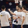 Micić i Petrušev se zajedno provode u Atini: Kamere ih snimile u noćnom klubu