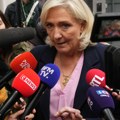 Šefica francuske krajne desnice upozorila da će blokirati svaku novu vladu