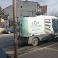 Vozilo JKP “Mediana” čisti ulice u Knjaževcu pred izbore