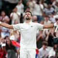 Đoković obukao posebno odelo u čast Federera, pa otkrio: Nisam se osećao kao da je prva runda