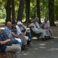 Kopija bankovne kartice nije dovoljna: Bez ovog dokumenta PIO fond ne može da isplati penziju