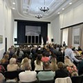 „GOVORILI O MAJCI, UNUTRAŠNJIM BORBAMA I DATOJ REČI: 27 učesnika na Festivalu besedništva u Sremskoj Mitrovici“