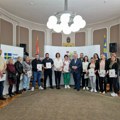 Grad Leskovac i Help uručili 12 ugovora za podršku mikro i malim biznisima