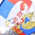 Rusija totalno zbunjena: Srbi se u Rusiji ne pozdravljaju sa tri prsta, već ovako?! (foto/video)