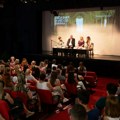 Tribina „Dečiji svet je veći od ekrana“ održana i u Kragujevcu