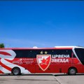 Istorijski momenat na malom Kalemegdanu: Zvezda dobila klupski autobus!