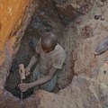 Urušio se rudnik zlata u Nigeriji: Više od 100 rudara bilo u jami, spaseno 15