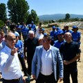 Predsednik Vlade Republike Srbije prof. dr Đuro Macut obišao radove na sanaciji korita reke Vrle u Prekodolcu