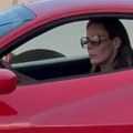 Milena Kačavenda smuvala milionera? Svi se pitaju čiji je ferari, ona imala da poruči samo jedno